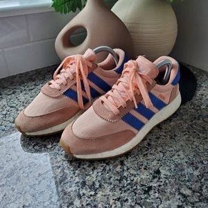 Adidas iniki runners 8